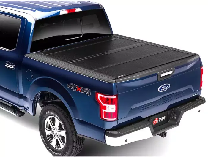 BAK Industries - Tapa Plegable FiberMax 5.7' para Ram 1500 Classic sin Ram Box 09-23