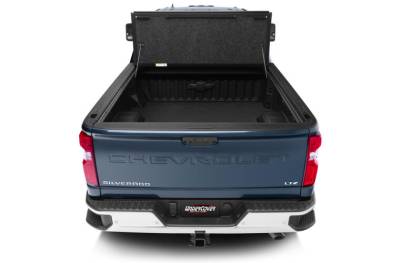 Undercover - Tapa plegable Ultra Flex 8.2' para Silverado / Sierra 2500 / 3500 HD 20-23 - Image 9