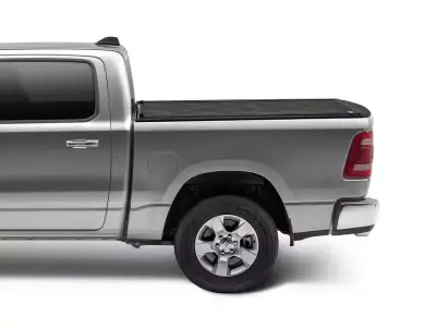 BAK Industries - Tapa Enrollable Revolver X2 de 5.7' para Ram 1500 Classic 19-23 (con Ram Box / Crew Cab) - Image 4