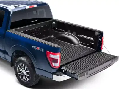 Rugged Liner  - Bedliner Rugged Liner Bajo Riel de 5' 5 Para F-150 / Lobo 21-24 Crew Cab - Image 2