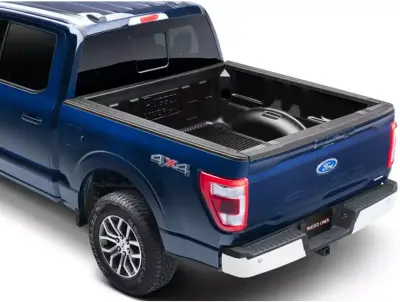 Rugged Liner  - Bedliner Rugged Liner Bajo Riel de 5' 5 Para F-150 / Lobo 21-24 Crew Cab - Image 3