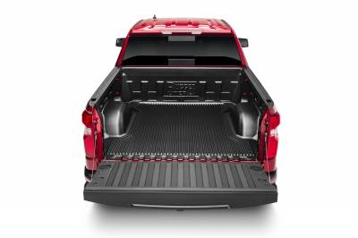 Rugged Liner  - Bedliner Rugged Liner Bajo Riel de 5' 5 Para F-150 / Lobo 21-24 Crew Cab - Image 5