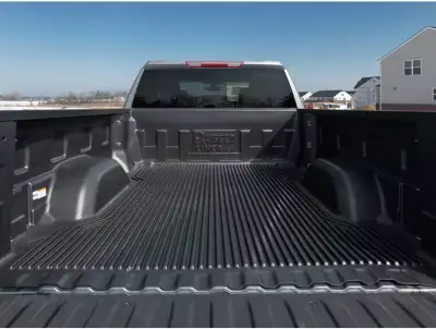 Rugged Liner  - Bedliner Rugged Liner Bajo Riel de 5' 5 Para F-150 / Lobo 21-24 Crew Cab - Image 17