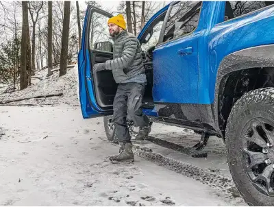 AMP Research - Estribos Electricos Powerstep Xtreme AMP para F-150/ Lobo 21 - 24 Reg, Crew & Ext Cab - Image 14